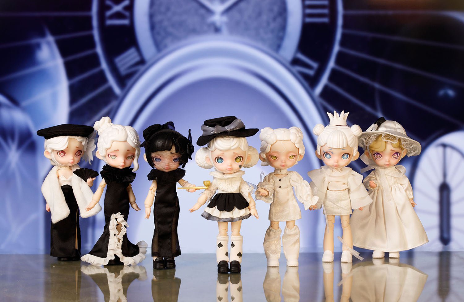 Laura - Black & White Spectrum BJD by ToyCity - Small Bacteria